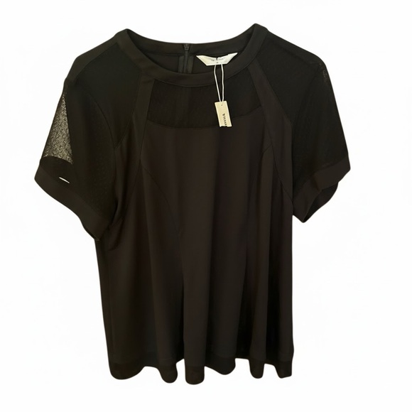 Chic Black Sheer Sleeve Blouse - Picture 3 of 6